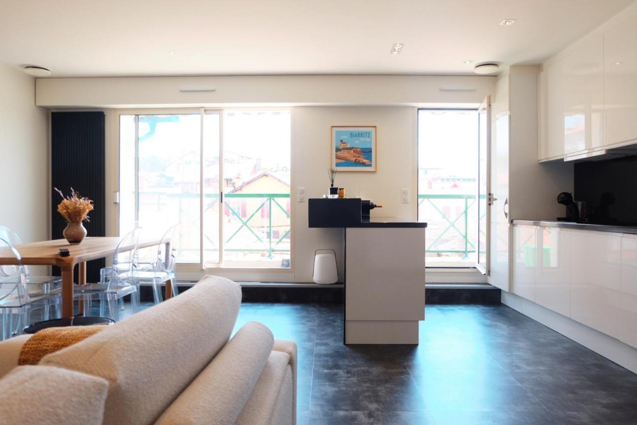 Magnifique Appartement, En Hyper Centre, Avec Terrasse Et Place De Parking Biarritz Exteriör bild